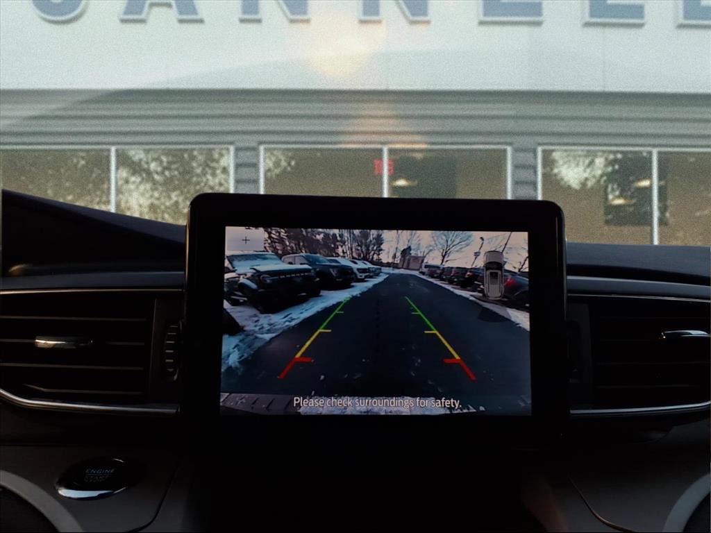 Used 2023 Ford Explorer XLT w/ Equipment Group 202A image 22