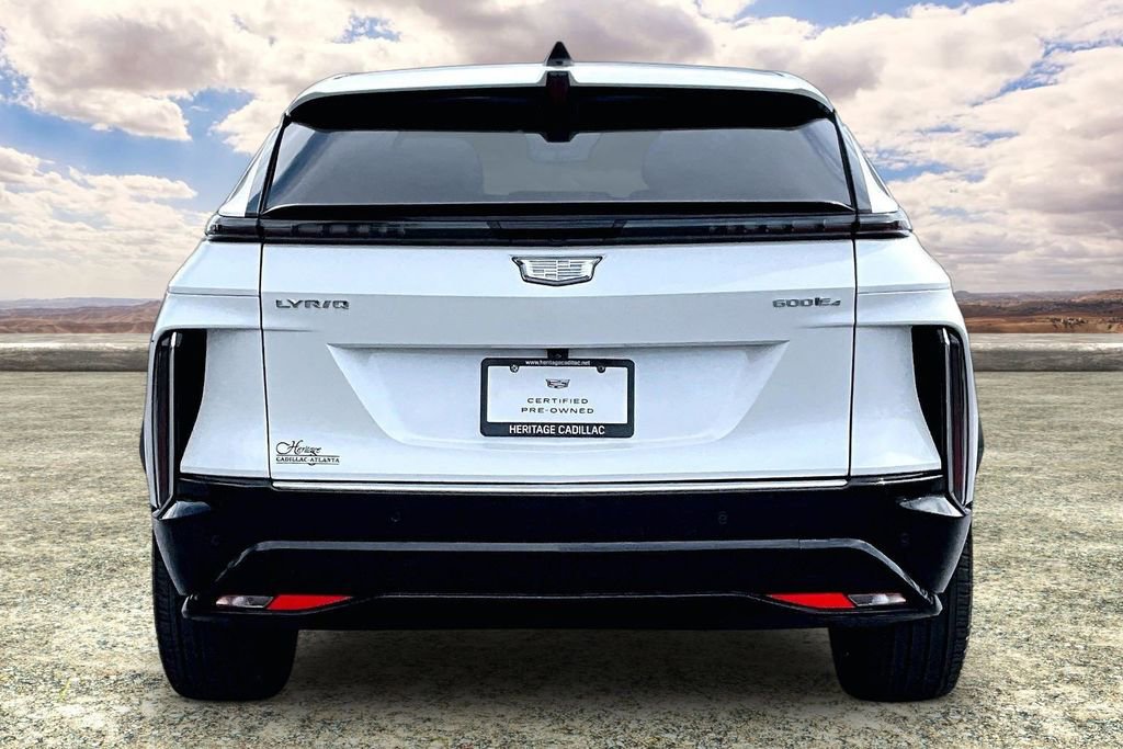 Certified 2024 Cadillac Lyriq Luxury AWD/4WD image 6