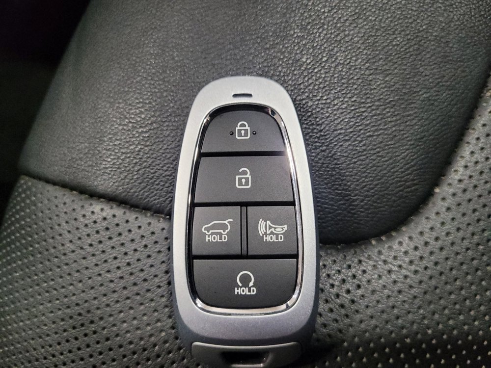 Used 2022 Hyundai Santa Fe SEL w/ Convenience + Premium Package image 32