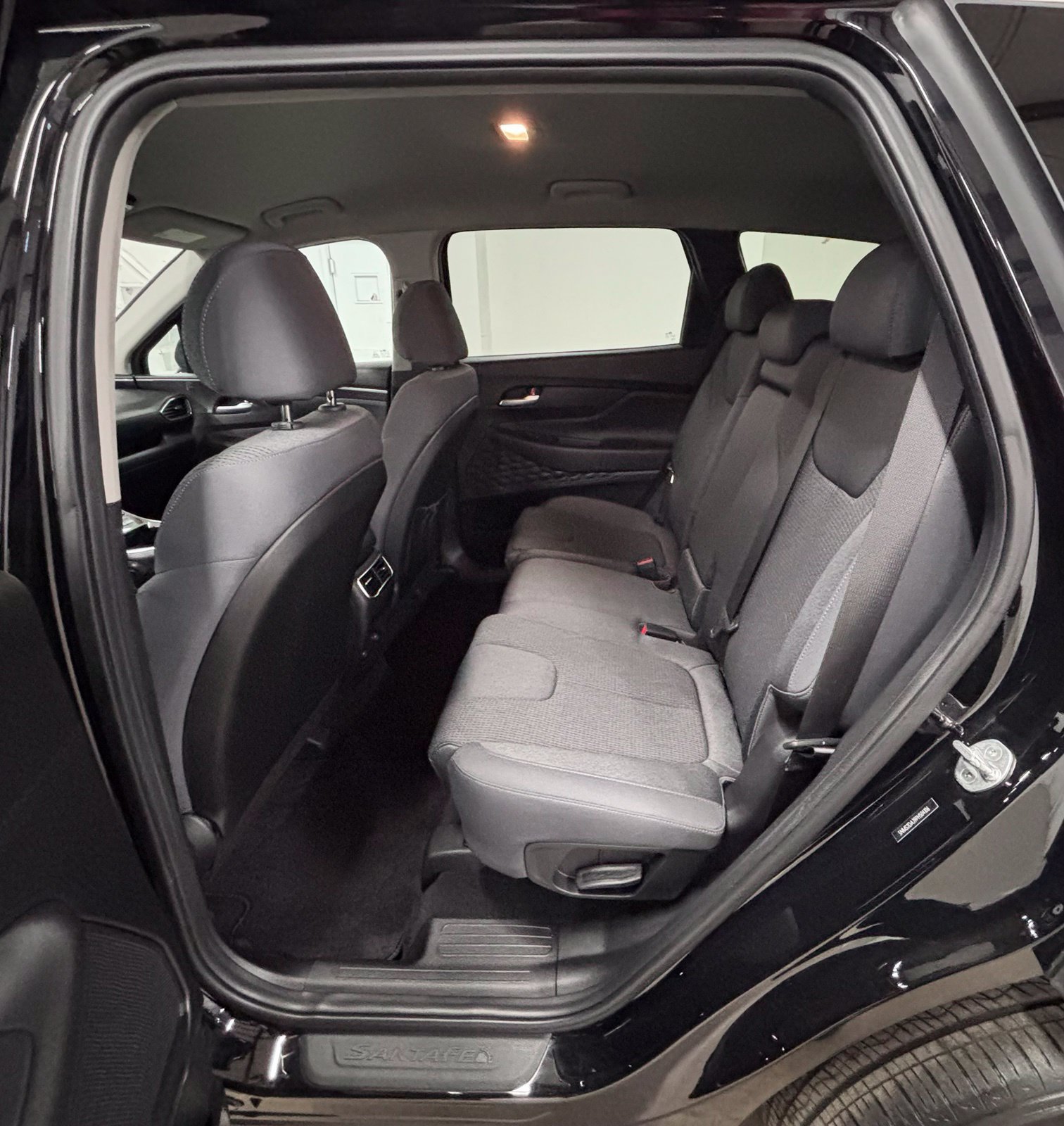 Used 2023 Hyundai Santa Fe SEL w/ Cargo Package AWD/4WD image 24