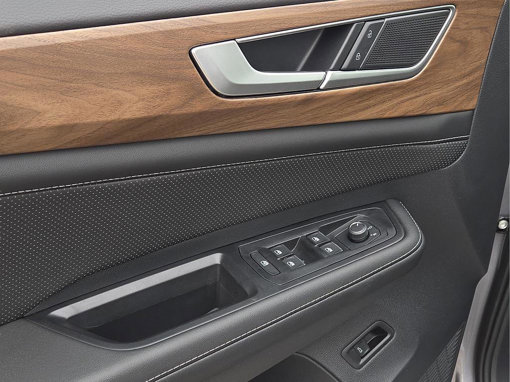 New 2026 Volkswagen Atlas SE image 16