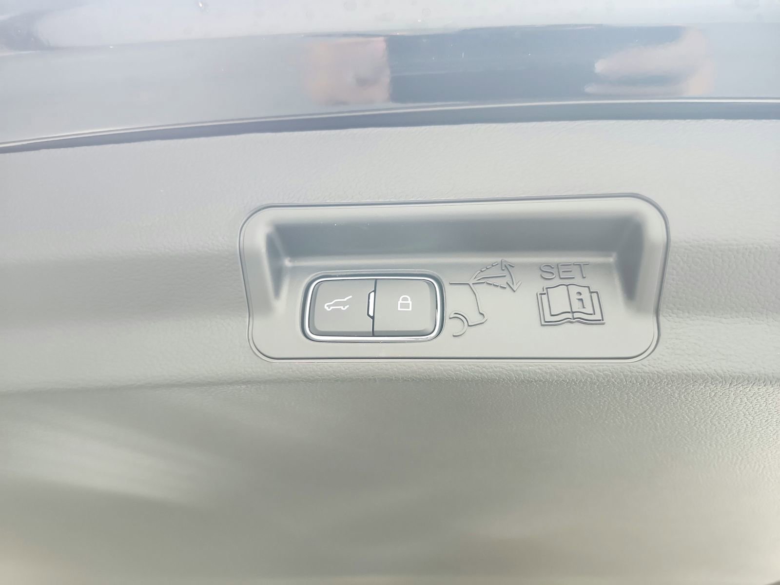 New 2026 Ford Explorer Active w/ Active Comfort Package image 40