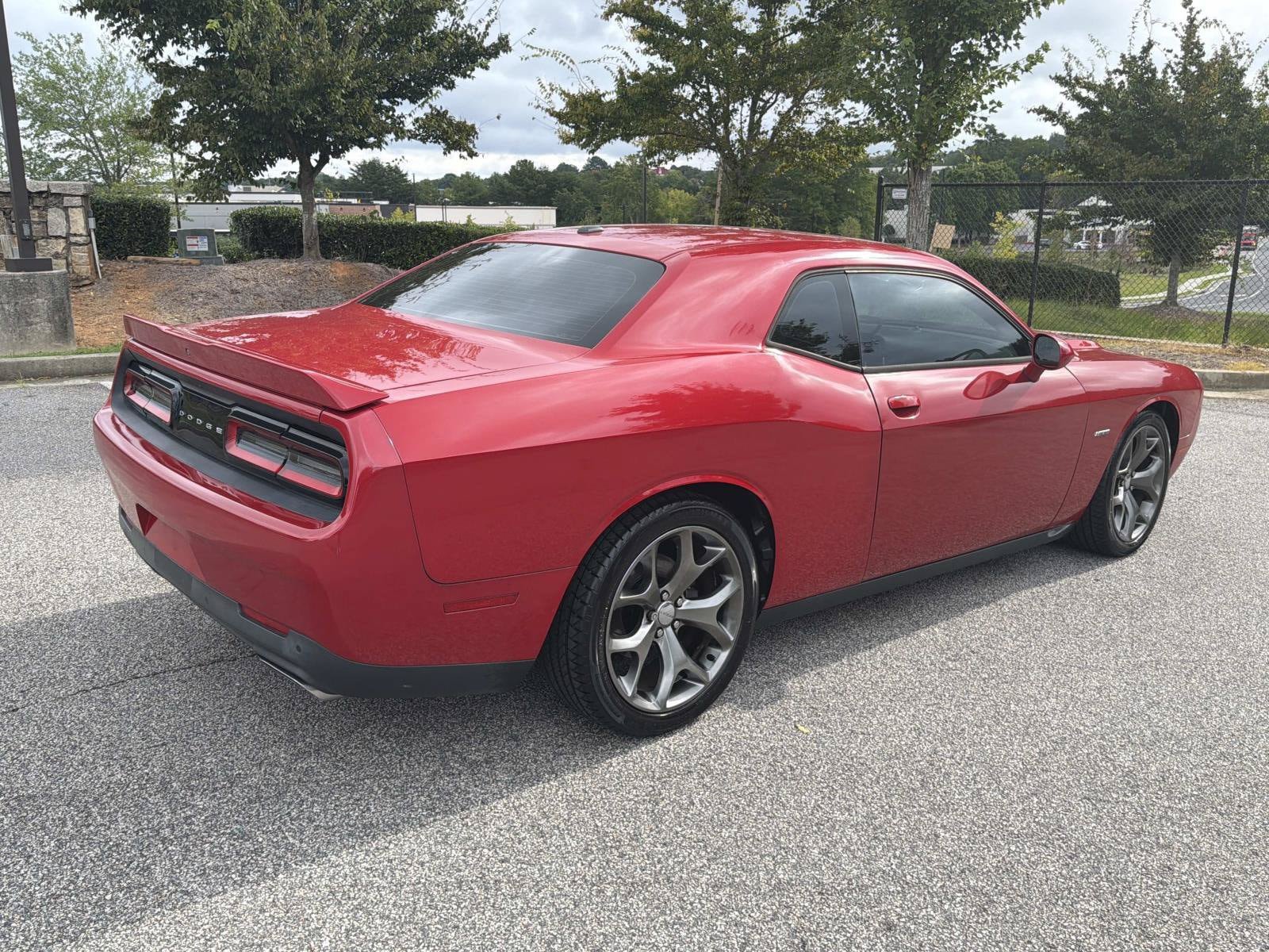 Used 2015 Dodge Challenger R/T w/ Quick Order Package 28B R/T RWD image 9
