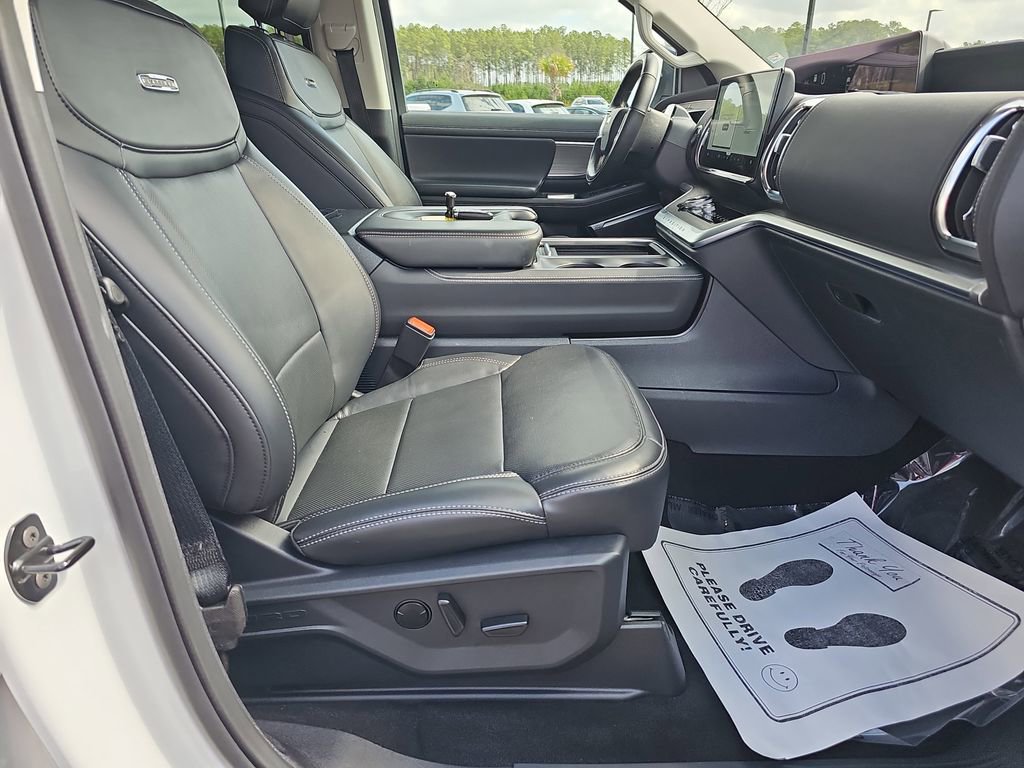 Used 2025 Ford Expedition Max Platinum image 13