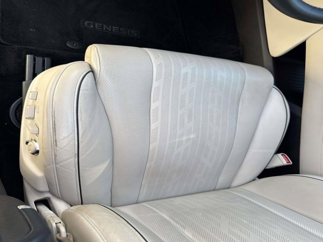 Used 2022 Genesis GV80 2.5T w/ Prestige Package 05 image 9