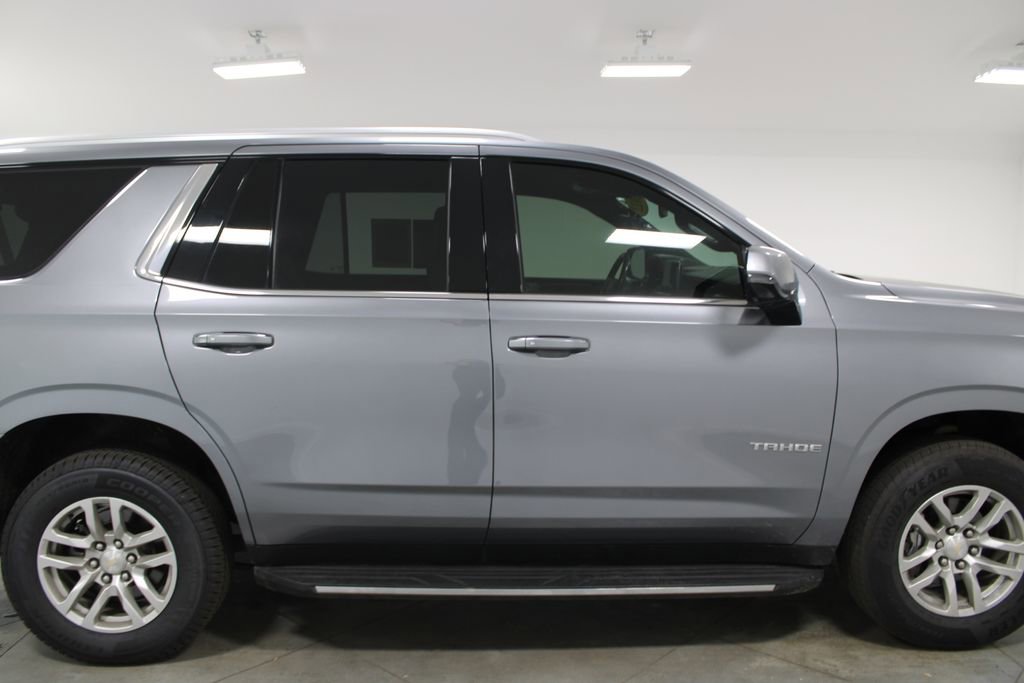 Used 2022 Chevrolet Tahoe LT w/ Luxury Package RWD image 11