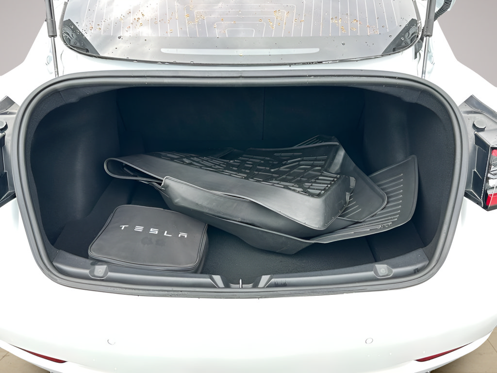 Used 2018 Tesla Model 3 Performance AWD/4WD image 37