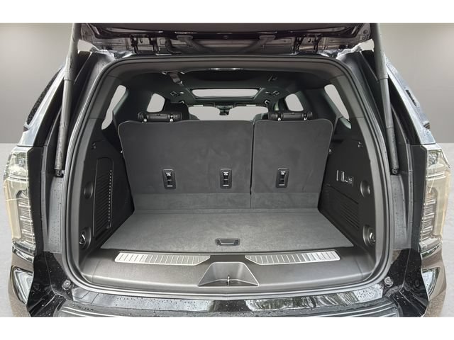 Used 2025 Chevrolet Tahoe High Country AWD/4WD image 32