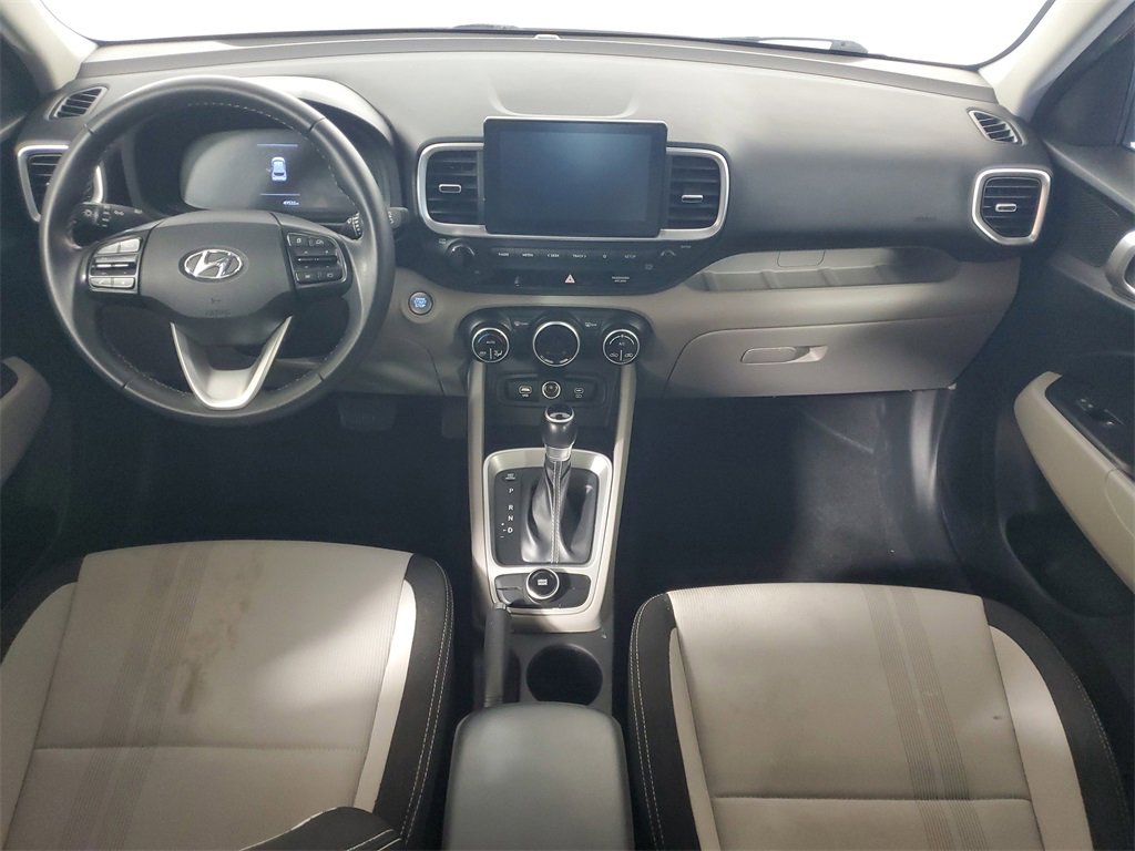Used 2024 Hyundai Venue SEL image 14