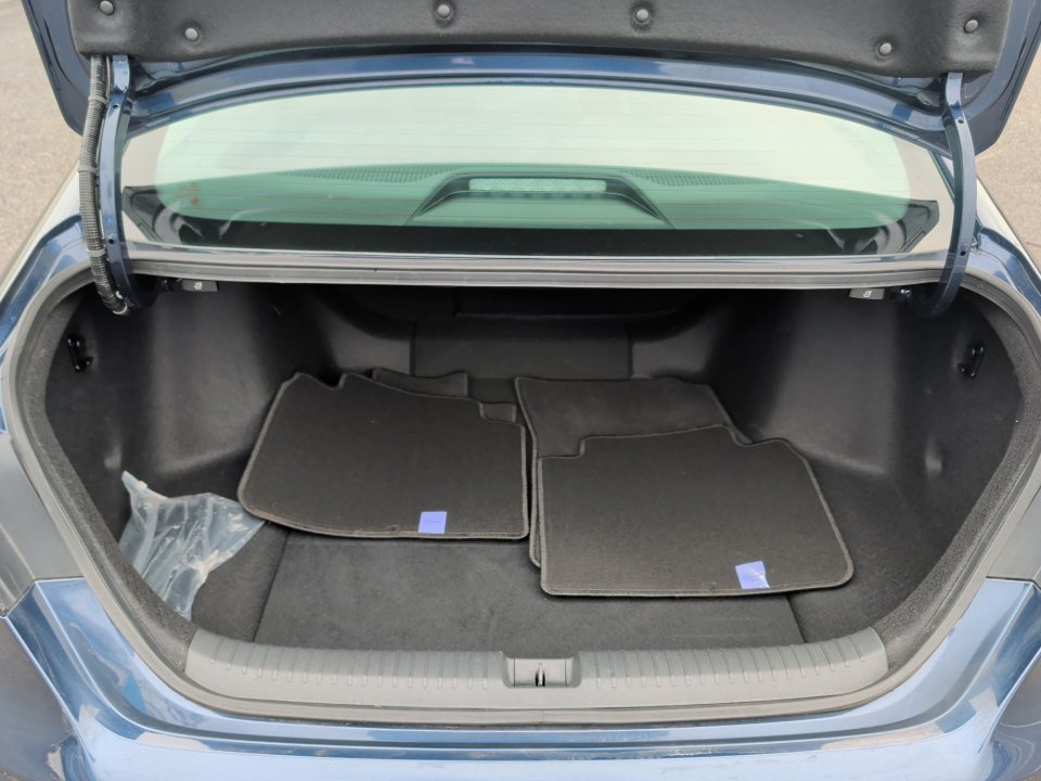 Used 2024 Honda Accord EX image 19