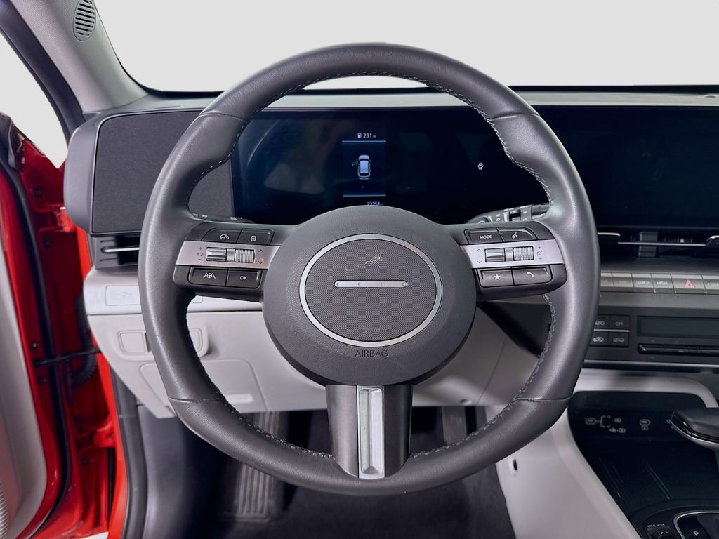 Used 2025 Hyundai Kona SEL image 11