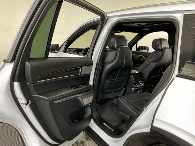 New 2026 Cadillac Vistiq Premium Luxury AWD/4WD image 30