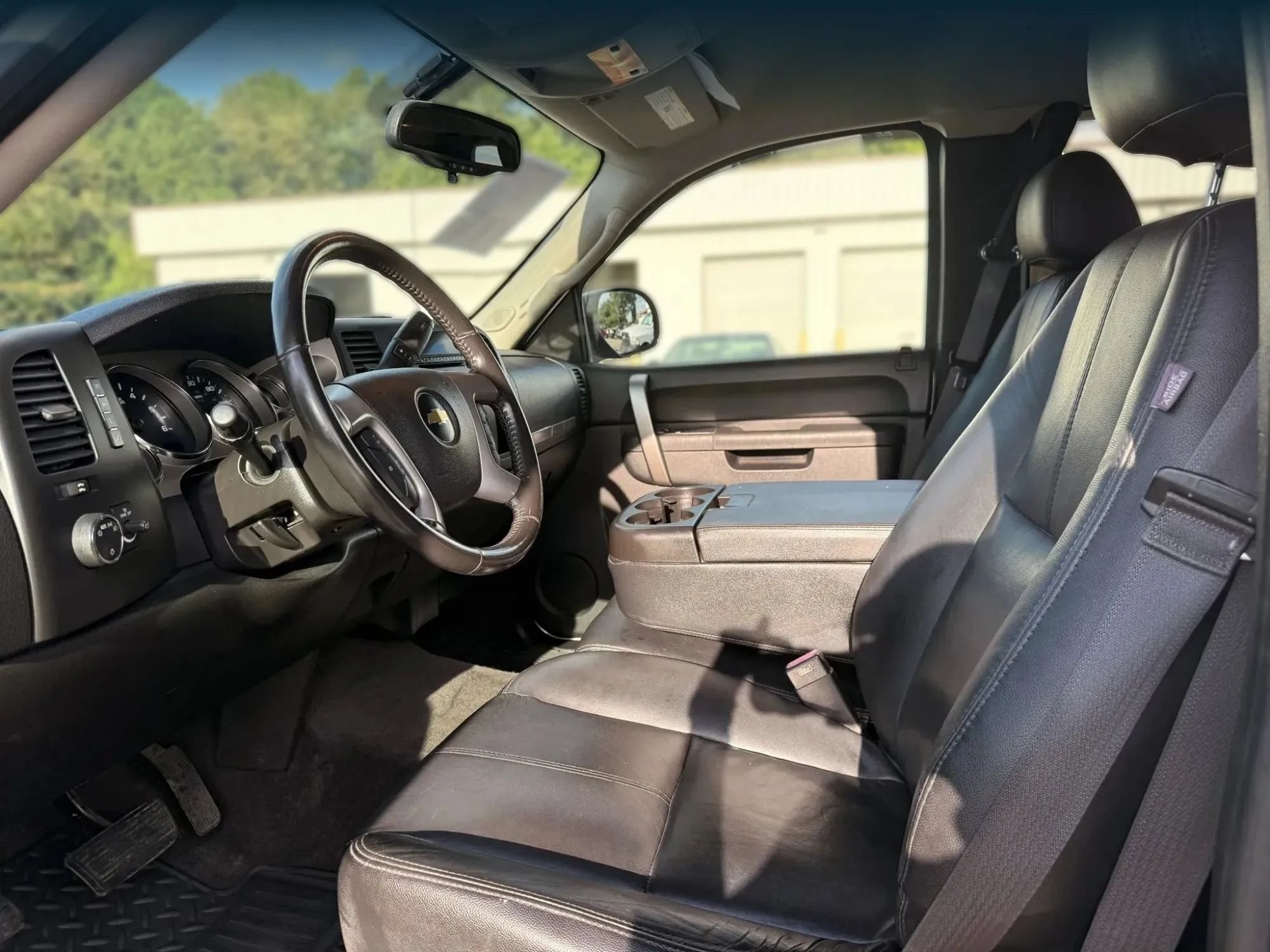 Used 2013 Chevrolet Silverado 1500 LT w/ All-Star Edition AWD/4WD image 2