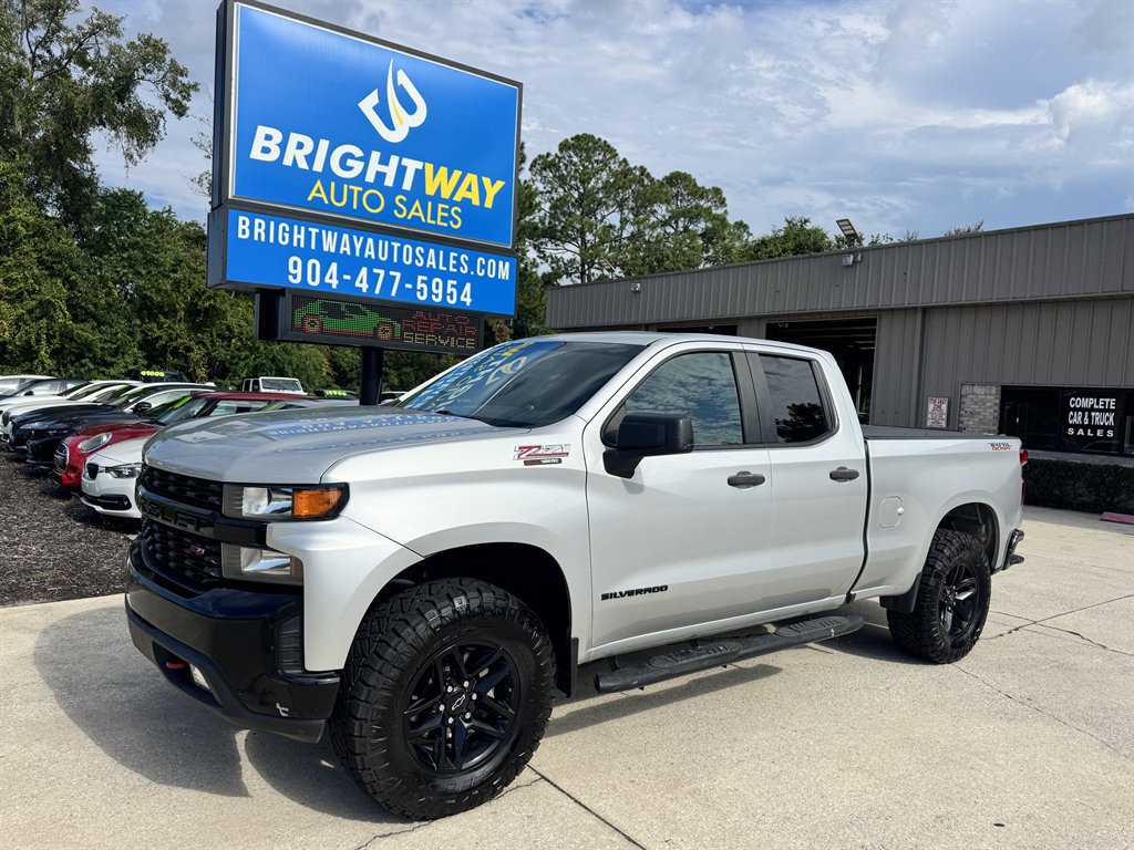 Used 2019 Chevrolet Silverado 1500 Custom Trail Boss w/ Custom Convenience Package AWD/4WD image 1