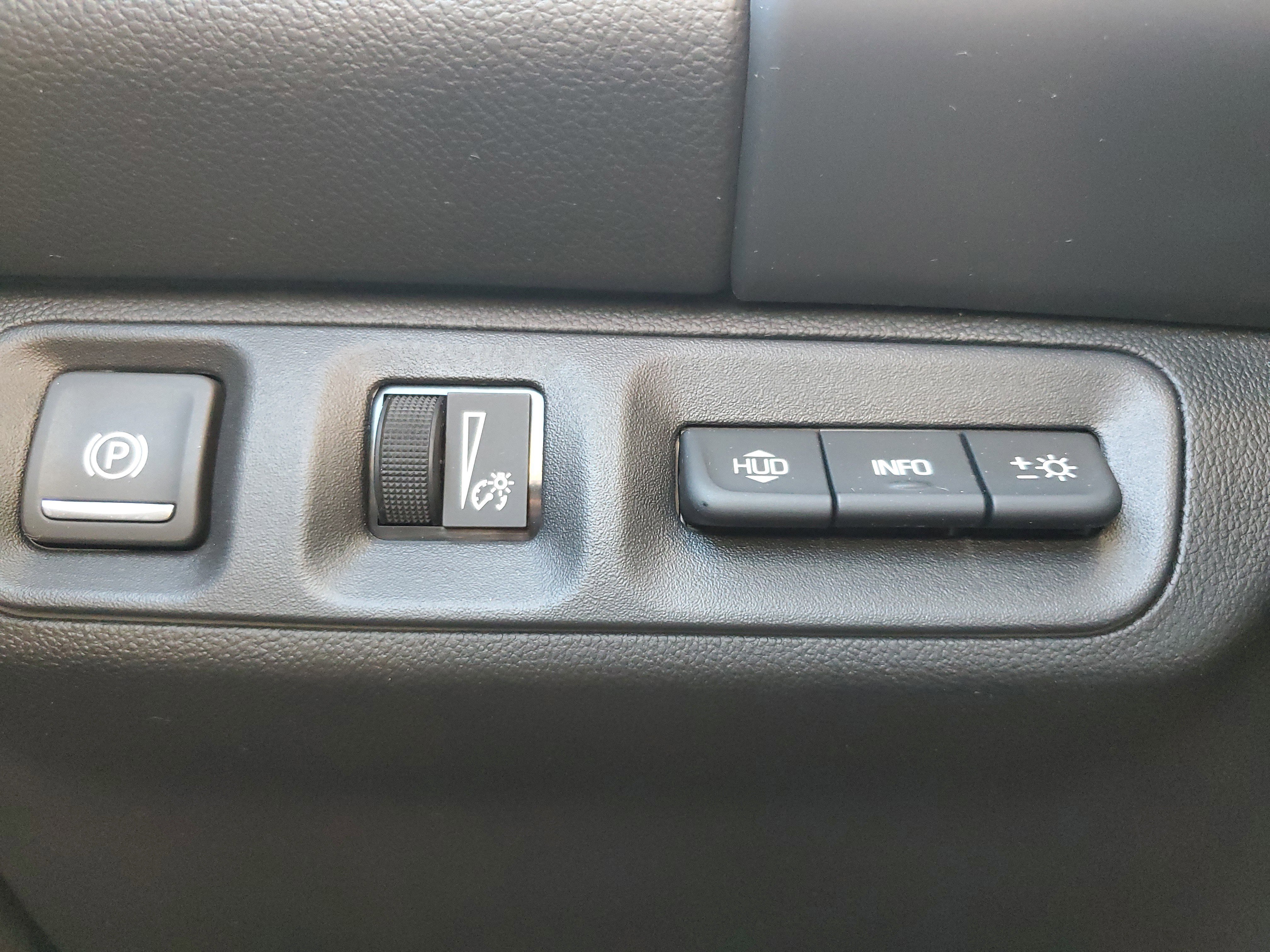 Used 2020 GMC Acadia Denali w/ Technology Package image 29