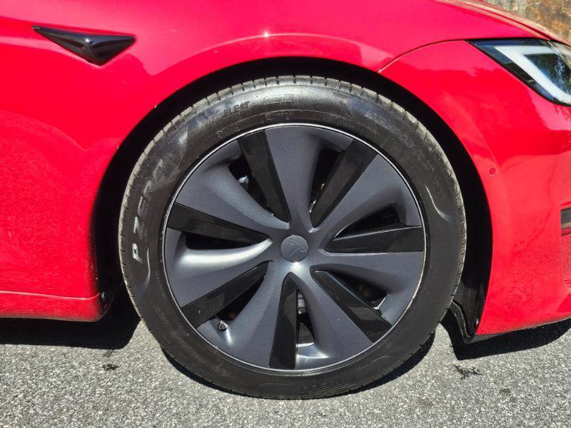 Used 2022 Tesla Model S AWD/4WD image 16