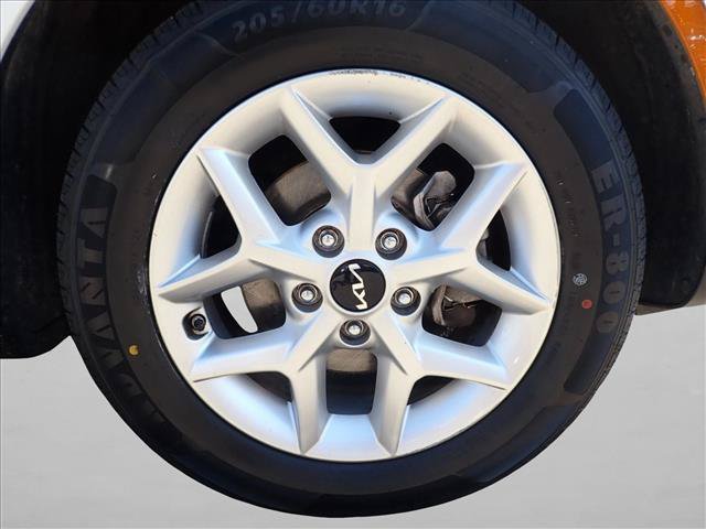 Used 2023 Kia Soul S FWD image 7