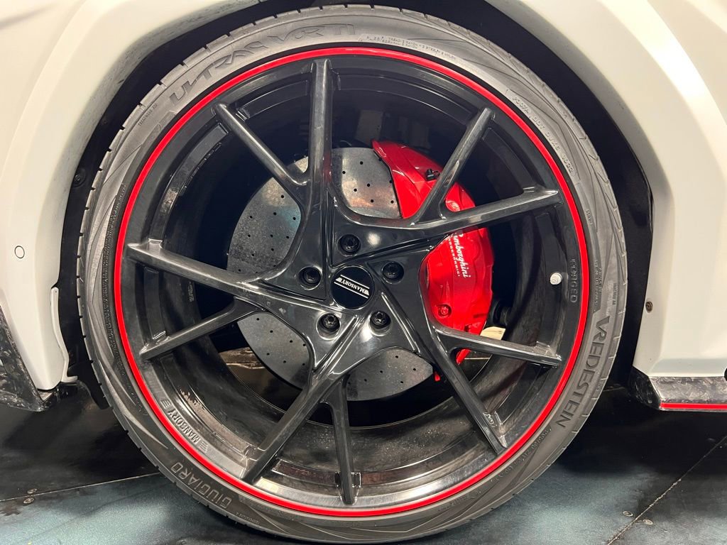 Used 2019 Lamborghini Urus image 17