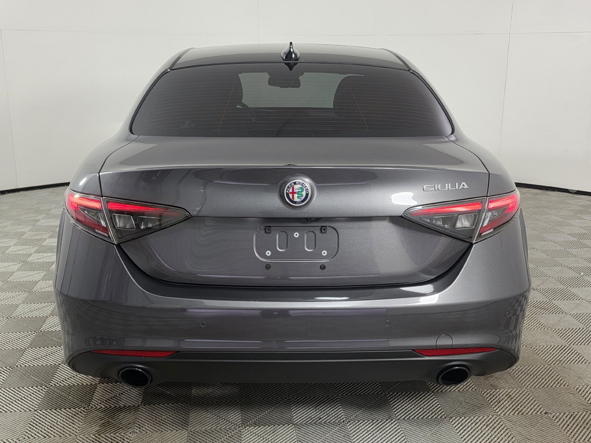 Used 2024 Alfa Romeo Giulia Ti w/ Performance Driving Package RWD image 43