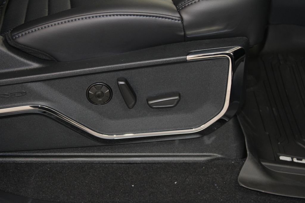 New 2026 Ford F250 Platinum image 31