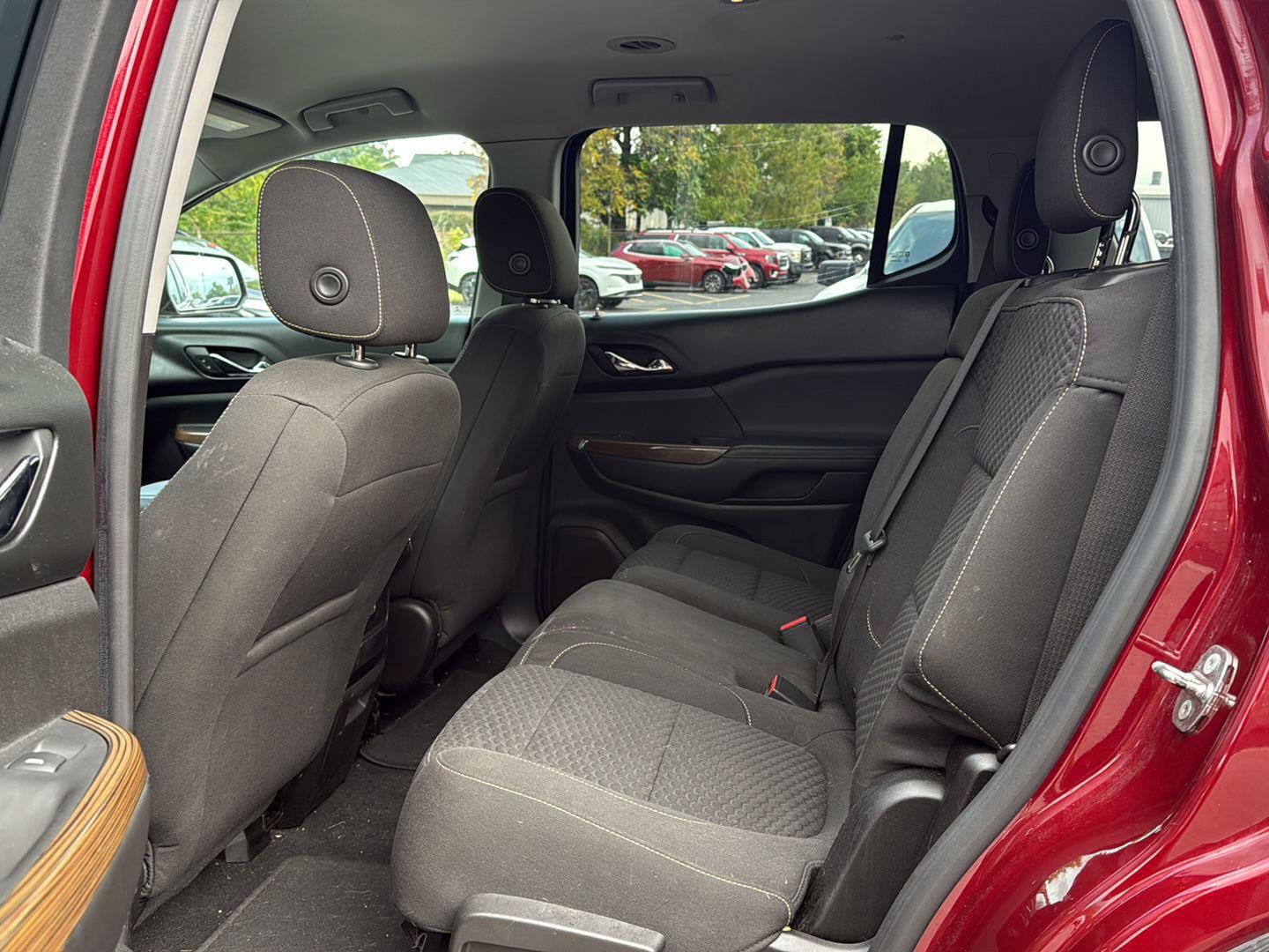 Used 2018 GMC Acadia SLE w/ Driver Alert Package I FWD image 10