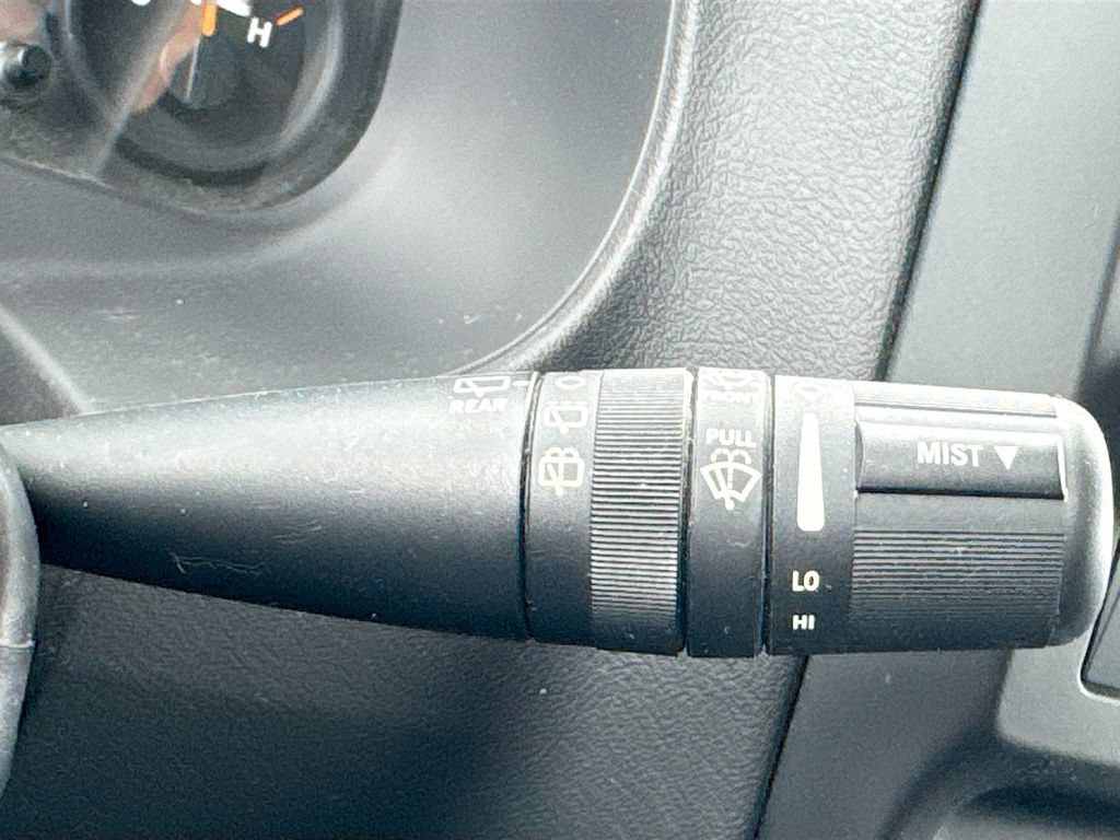 Used 2015 Jeep Patriot High Altitude FWD image 12