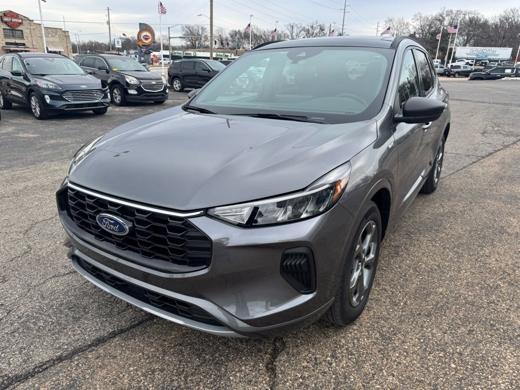 Used 2024 Ford Escape ST-Line w/ Tech Pack #1 image 3