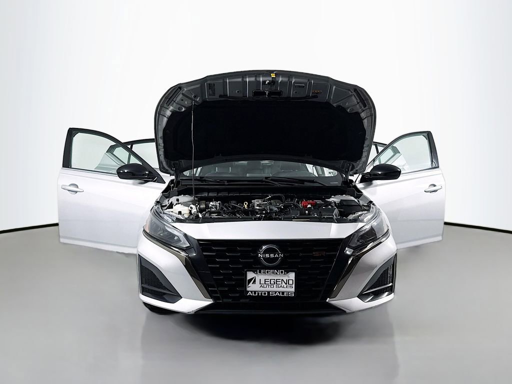 Used 2023 Nissan Altima 2.5 SR FWD image 18