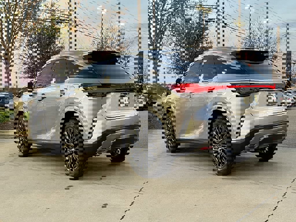 New 2026 Lexus RX 450h AWD image 6