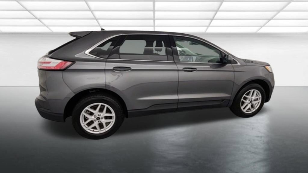 Used 2023 Ford Edge SEL w/ Convenience Package image 8