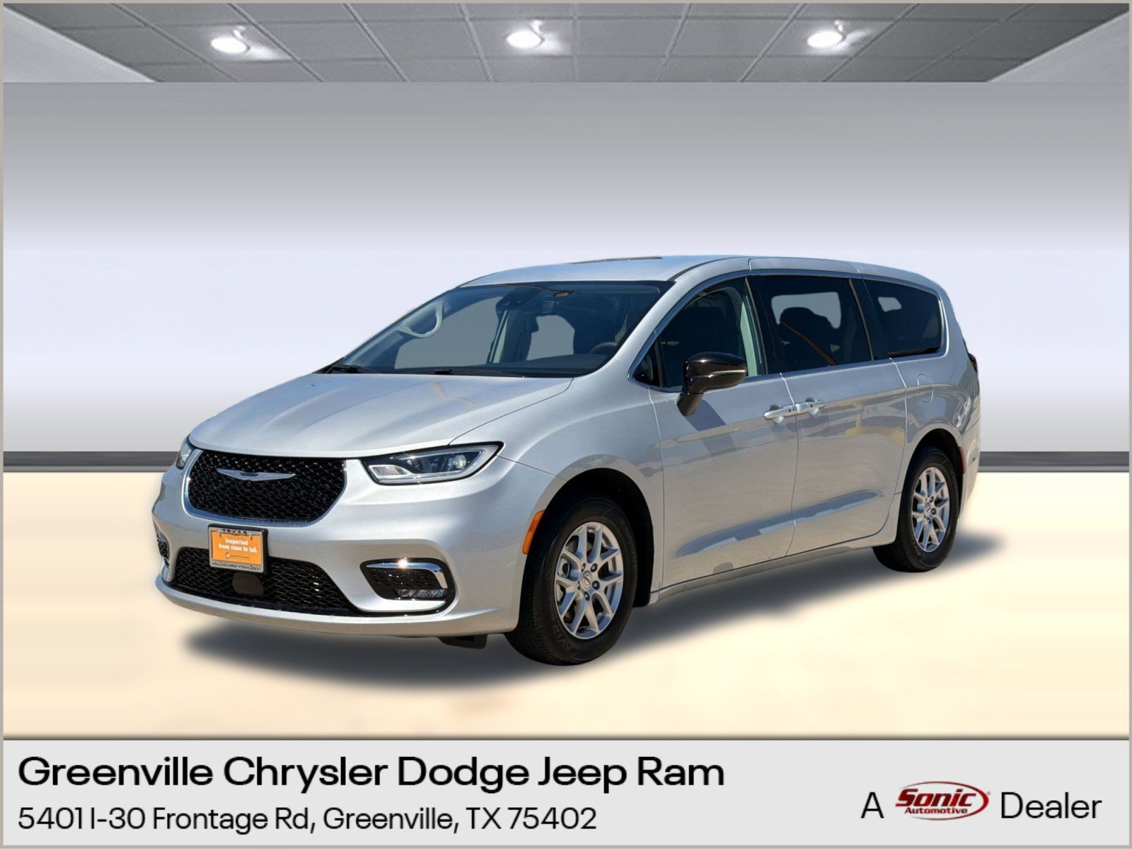 Used 2024 Chrysler Pacifica Touring-L