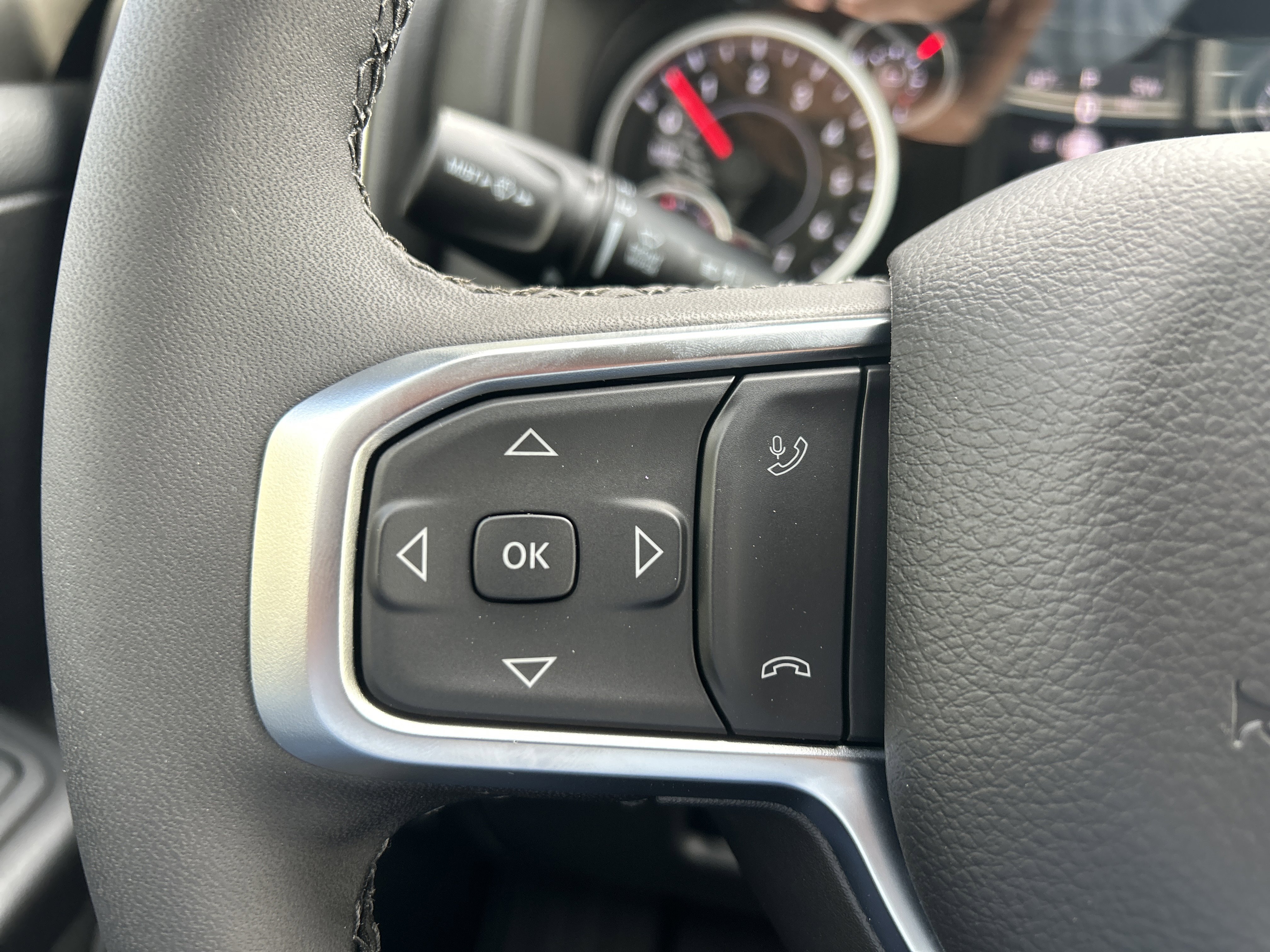 New 2026 RAM 1500 4x4 Crew Cab image 18