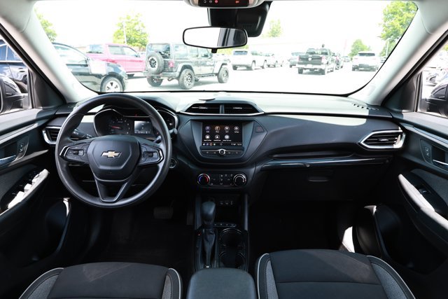 Used 2022 Chevrolet TrailBlazer LT AWD/4WD image 29
