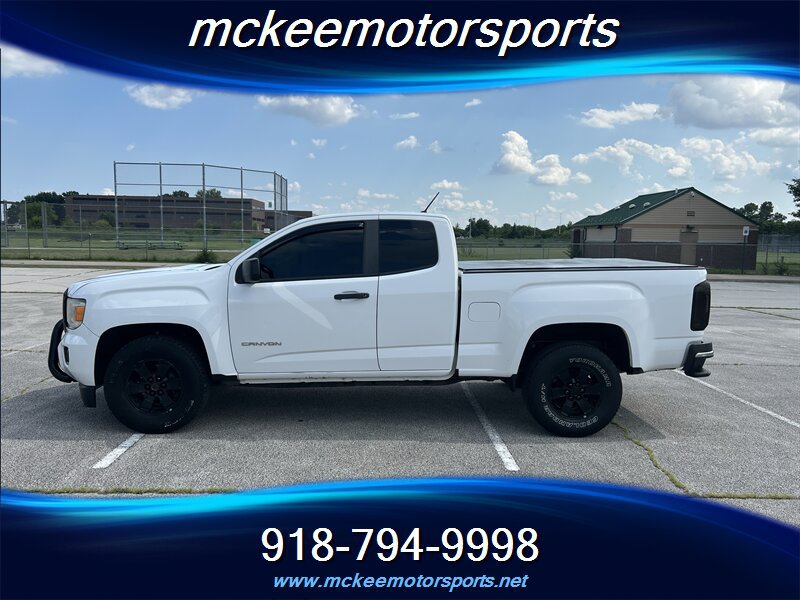 Used 2017 GMC Canyon SL RWD image 1