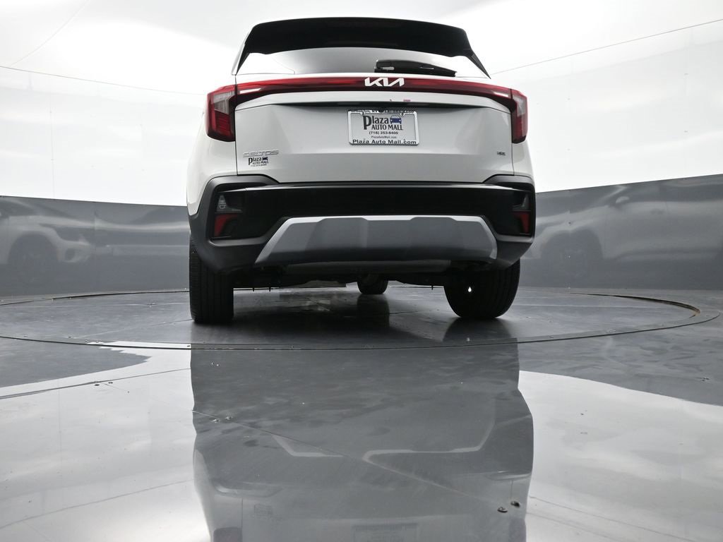 Certified 2025 Kia Seltos SX w/ SX Sunroof Package image 32