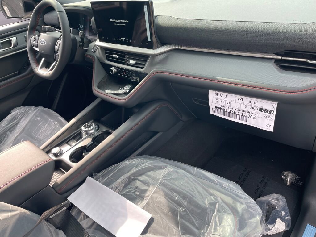 New 2026 Ford Explorer ST-Line w/ ST-Line Street Pack image 15