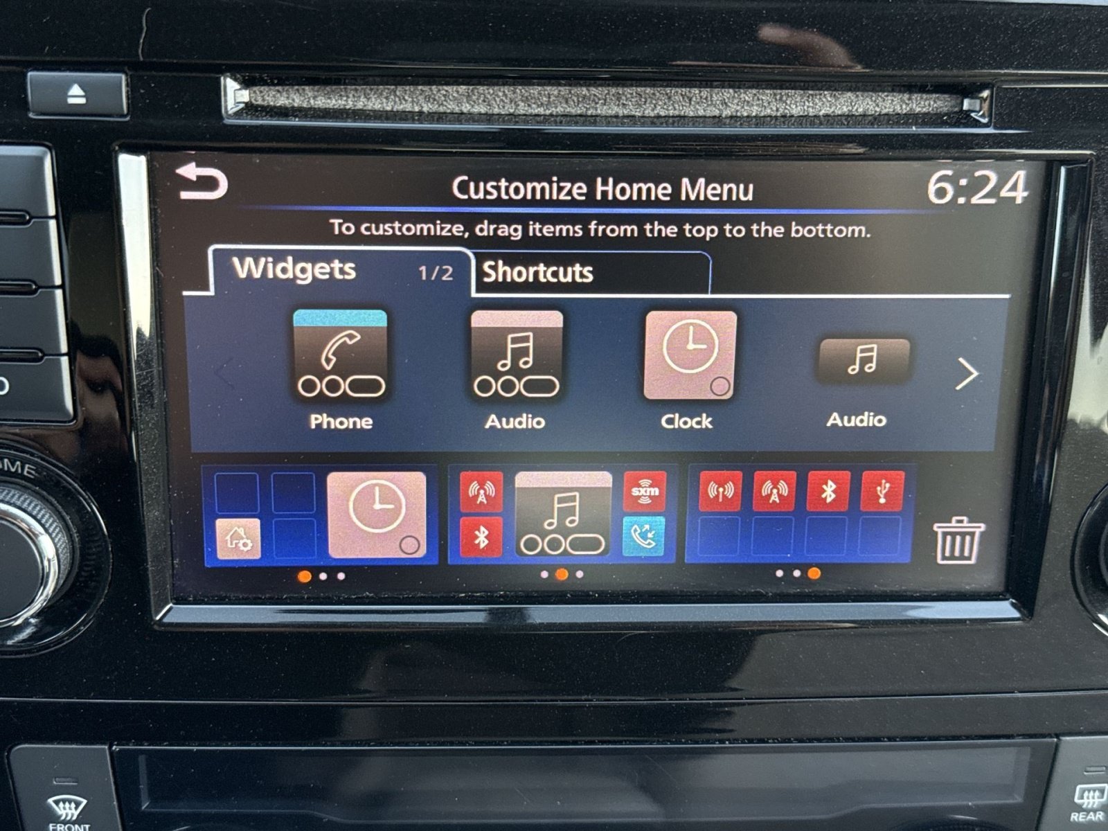 Used 2018 Nissan Rogue SV AWD/4WD image 21