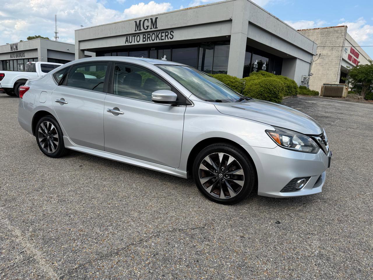 Used 2016 Nissan Sentra SR FWD image 26