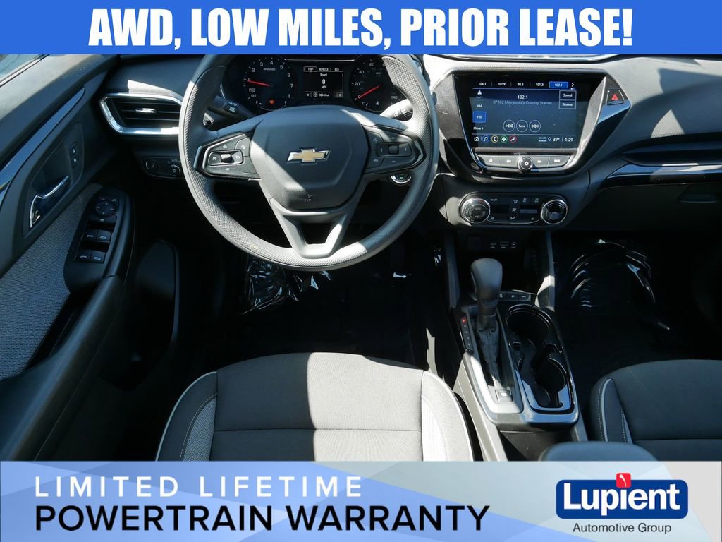 Used 2023 Chevrolet TrailBlazer LT w/ Convenience Package image 16
