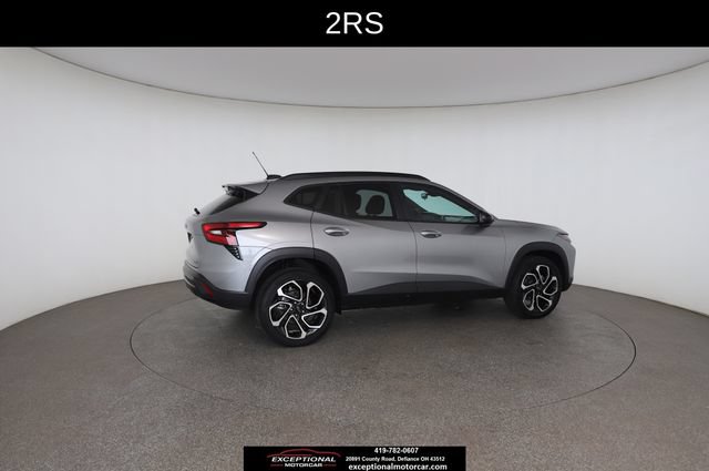 Used 2024 Chevrolet Trax RS w/ Driver Confidence Package FWD image 21