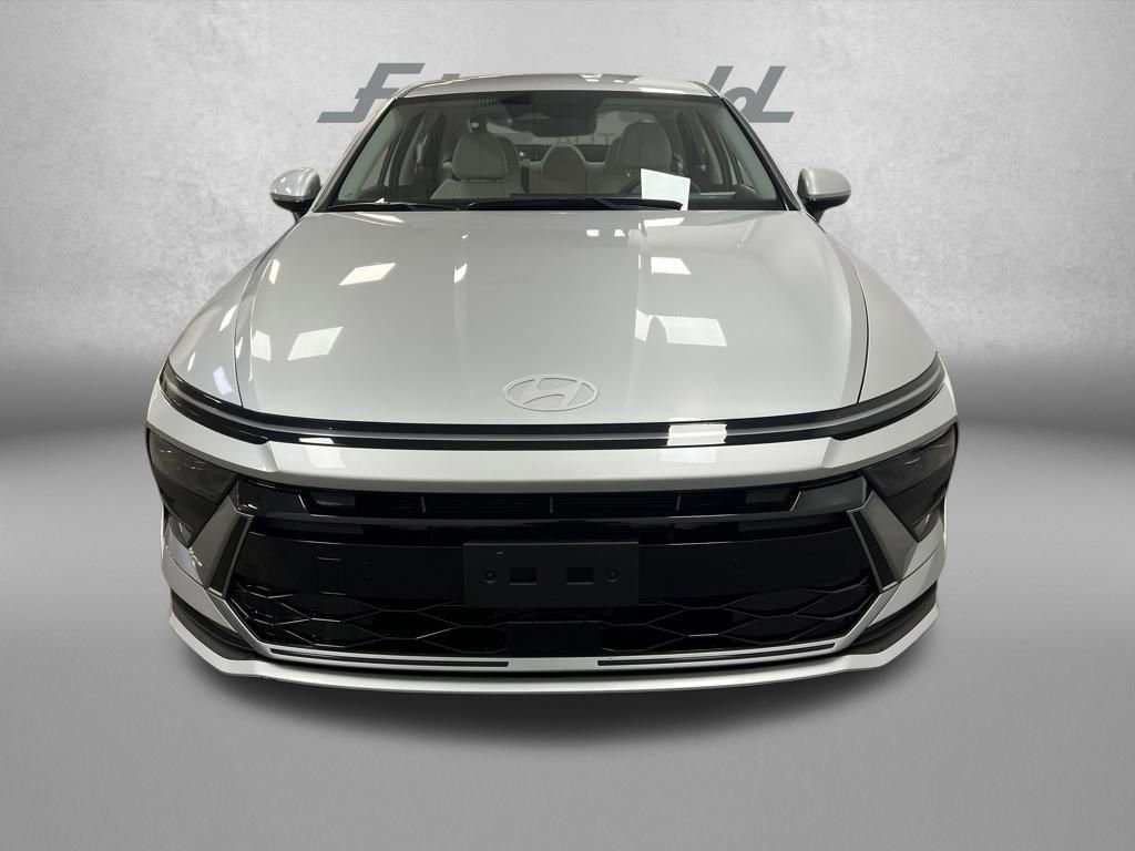 Used 2025 Hyundai Sonata SE image 10