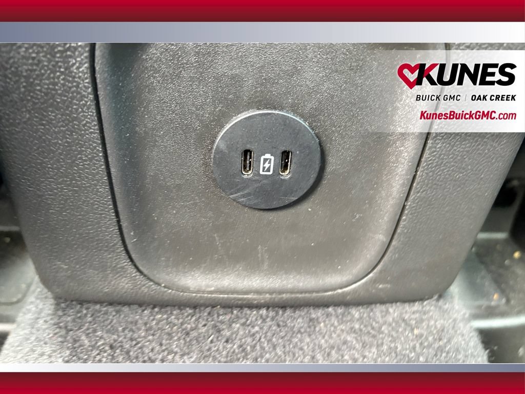 Used 2025 Ford Escape Platinum AWD/4WD image 35