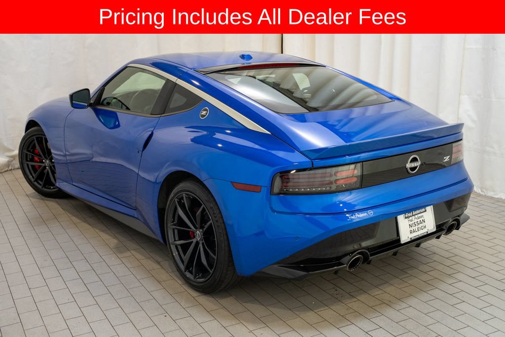 Certified 2025 Nissan Z Performance w/ Floor Mat Package RWD image 5