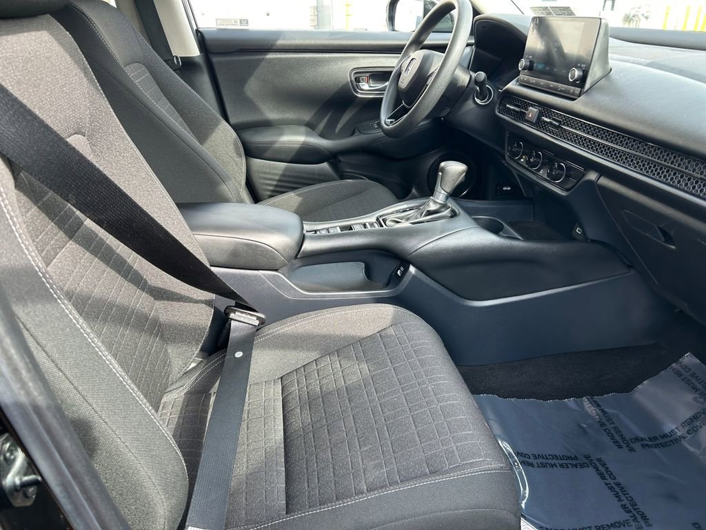Used 2023 Honda HR-V LX image 26
