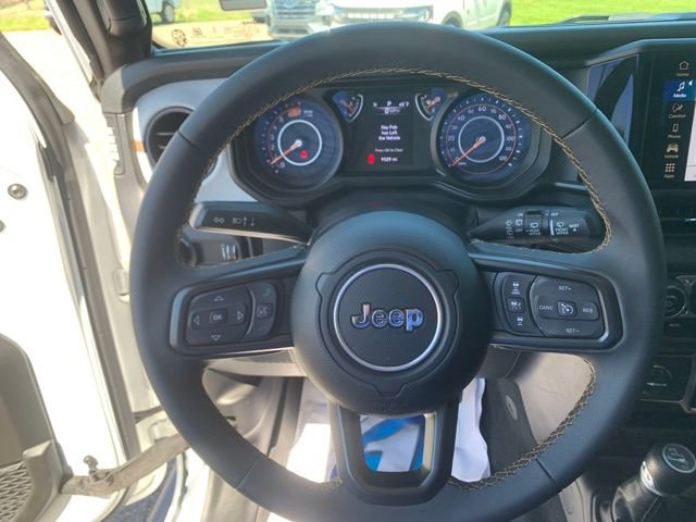 Used 2024 Jeep Wrangler Sport S image 15