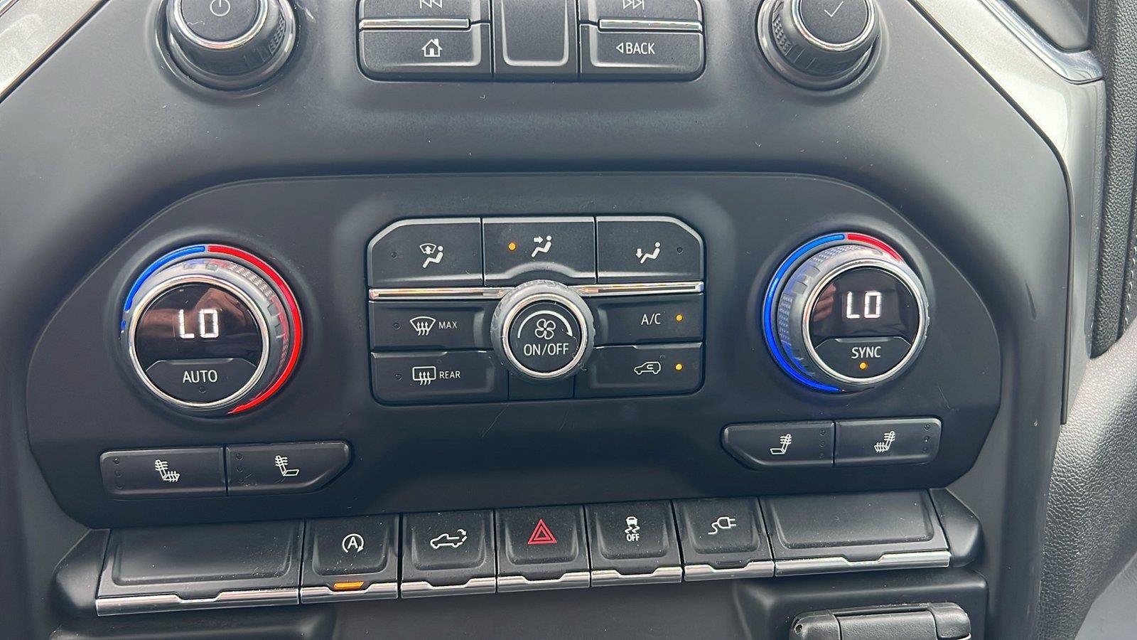 Used 2020 Chevrolet Silverado 1500 LT w/ All-Star Edition AWD/4WD image 26