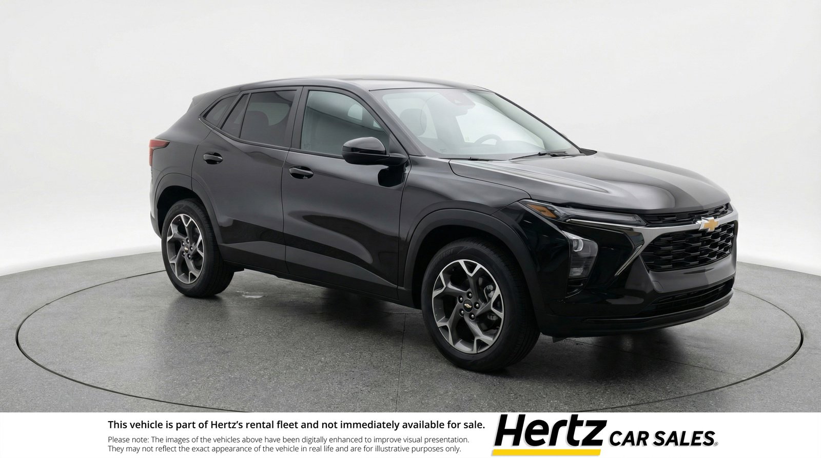 Used 2025 Chevrolet Trax LT image 1
