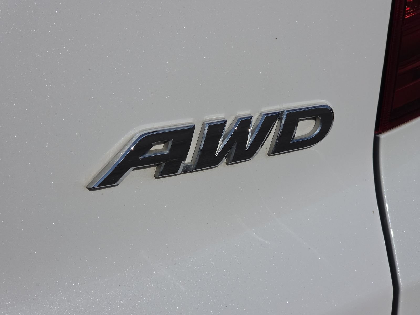 Used 2024 Honda Passport EX-L image 9