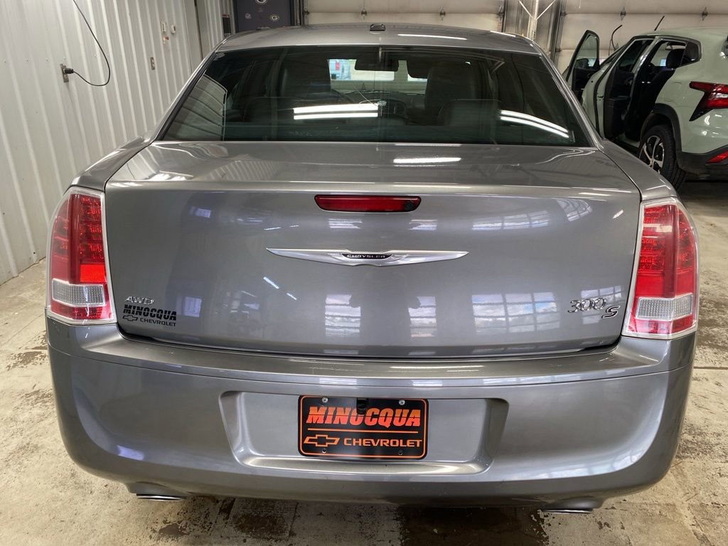 Used 2012 Chrysler 300 S w/ Luxury Group AWD/4WD image 13