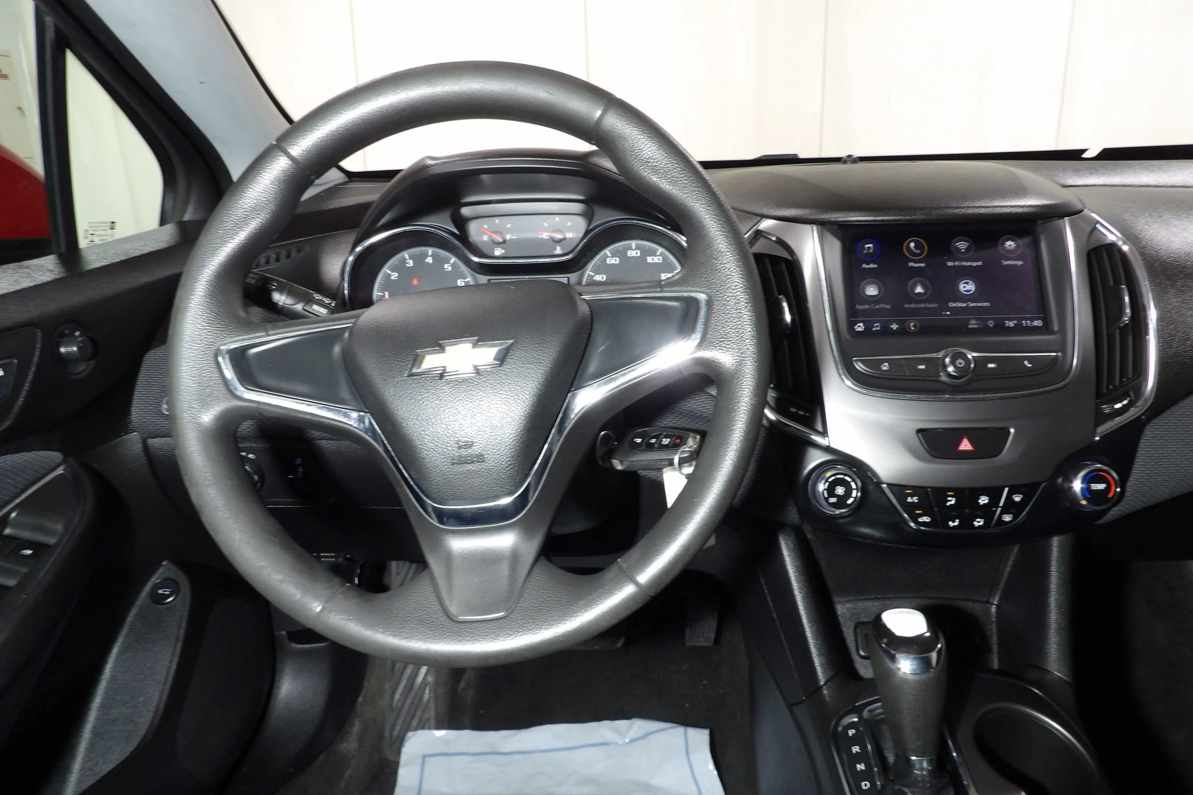 Used 2019 Chevrolet Cruze LS FWD image 12